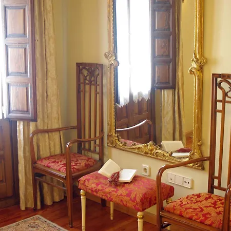 فندق Alcazar 4*